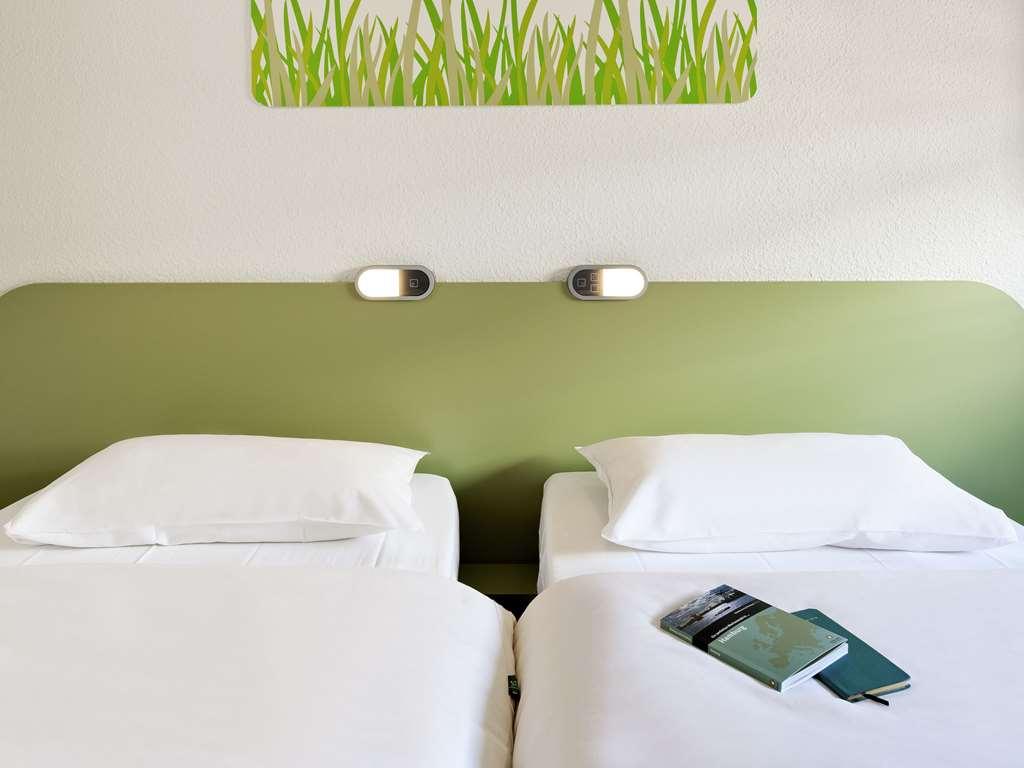 Ibis Budget Конкарно Номер фото