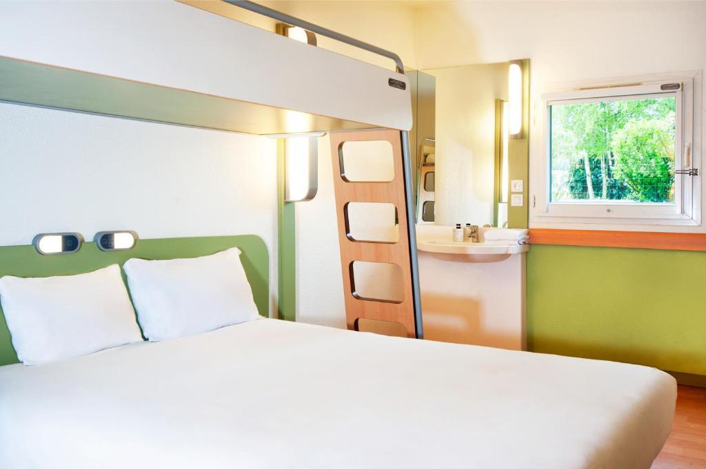 Ibis Budget Конкарно Екстер'єр фото